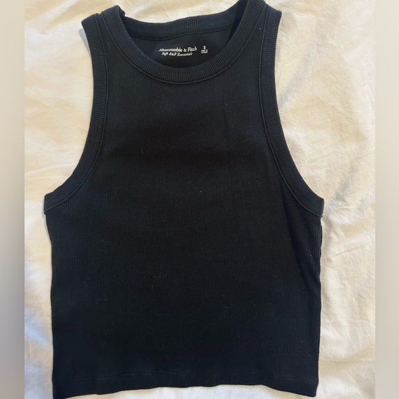 A&F Ribbed Scoopneck Tank - Picture 3 of 6